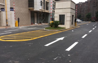 清遠道路車位劃線
